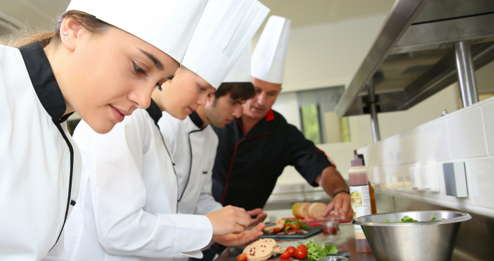 gourmet-chefs-cooking-kitchen-uniform-corporate-fashion